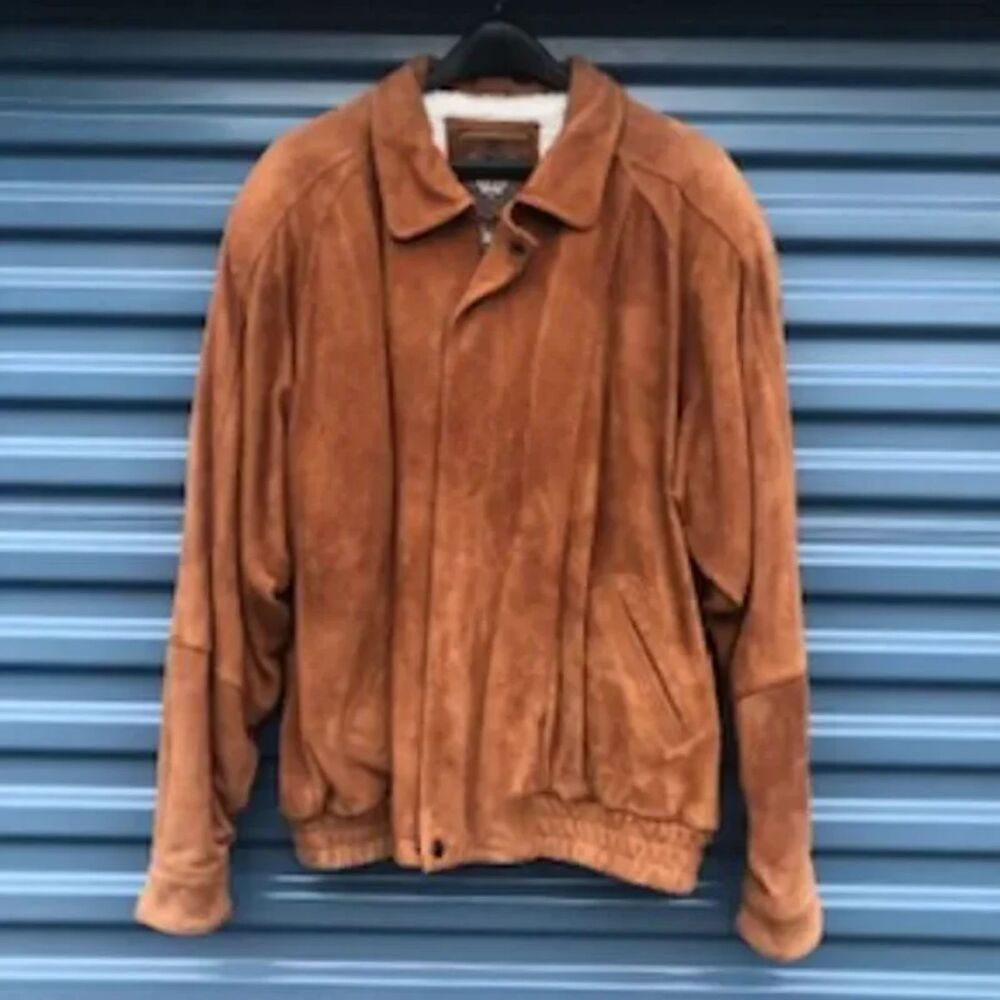 Size: Extra Large {46-48} Fleece Lined Suede Leather Jacket w/ Hoodie . New
